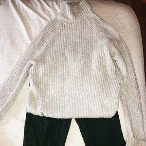 Mock Neck Sweater Abercrombie and Fitch - XS